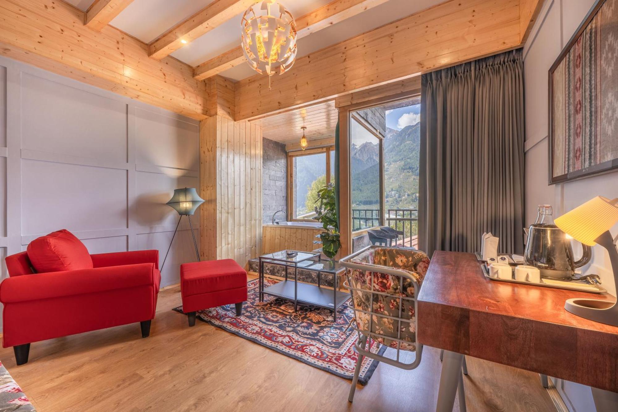 Отель Echor Himalayan Heights Luxe Manali Экстерьер фото