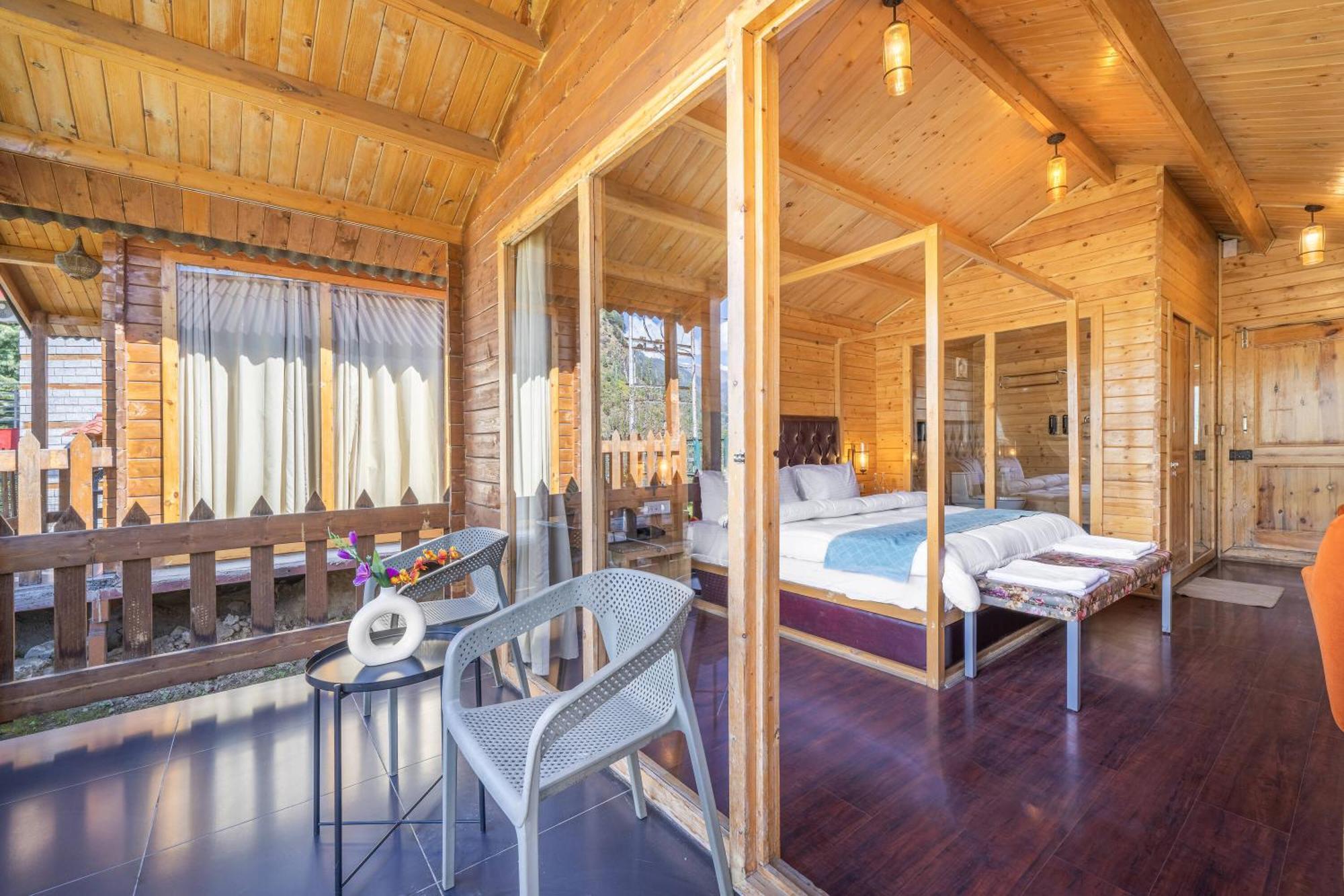 Отель Echor Himalayan Heights Luxe Manali Экстерьер фото