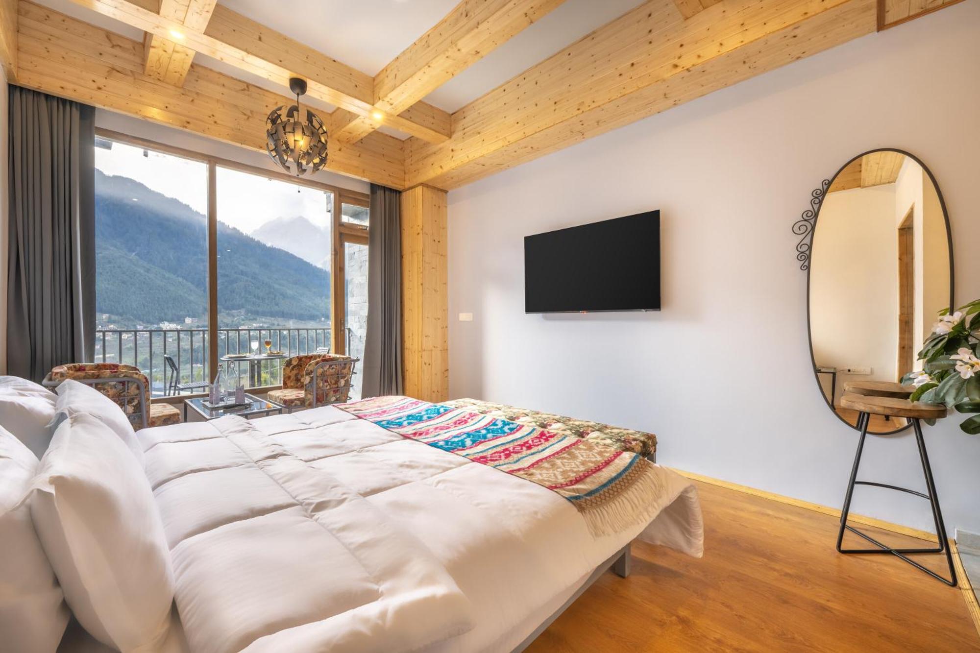 Отель Echor Himalayan Heights Luxe Manali Экстерьер фото