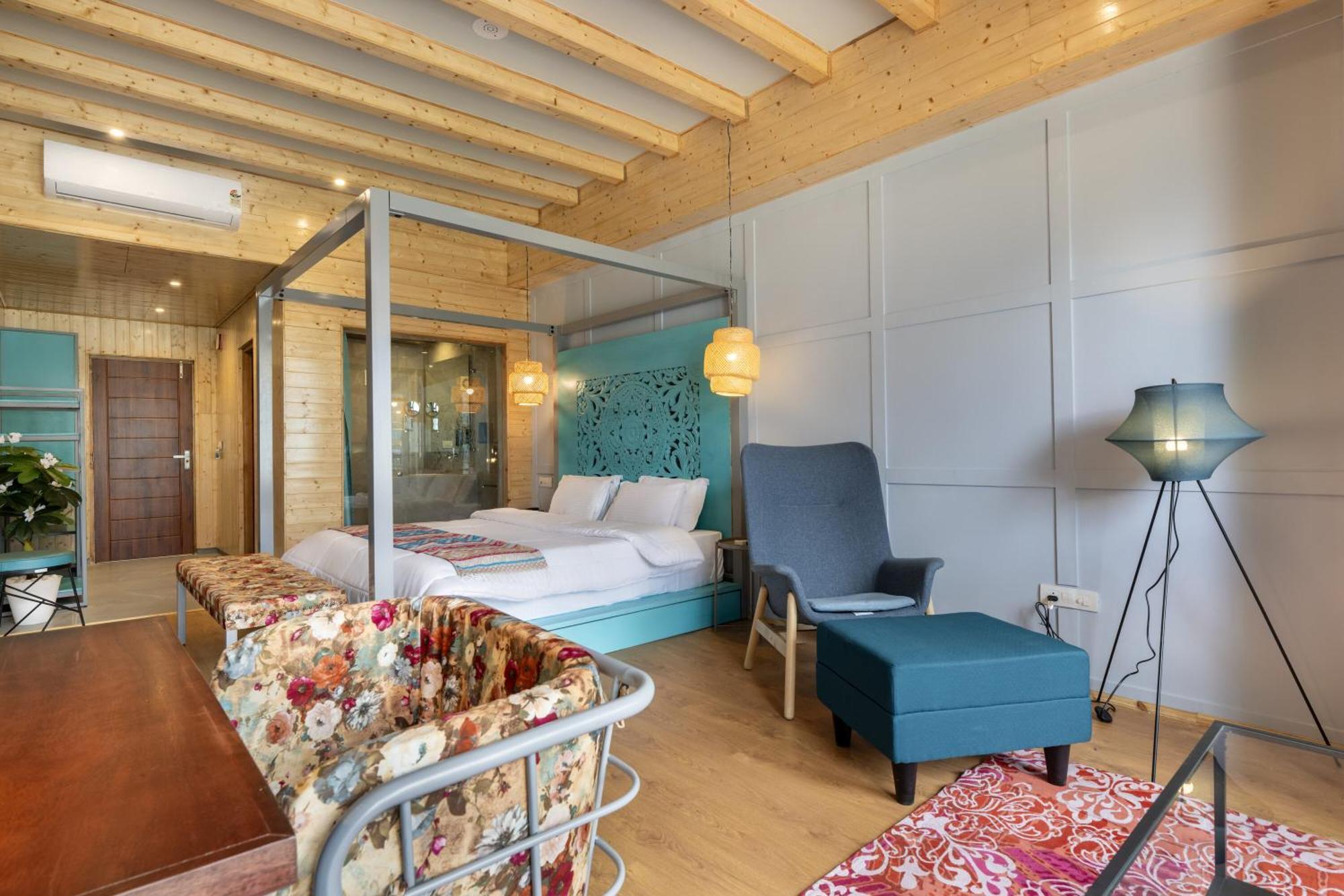Отель Echor Himalayan Heights Luxe Manali Экстерьер фото