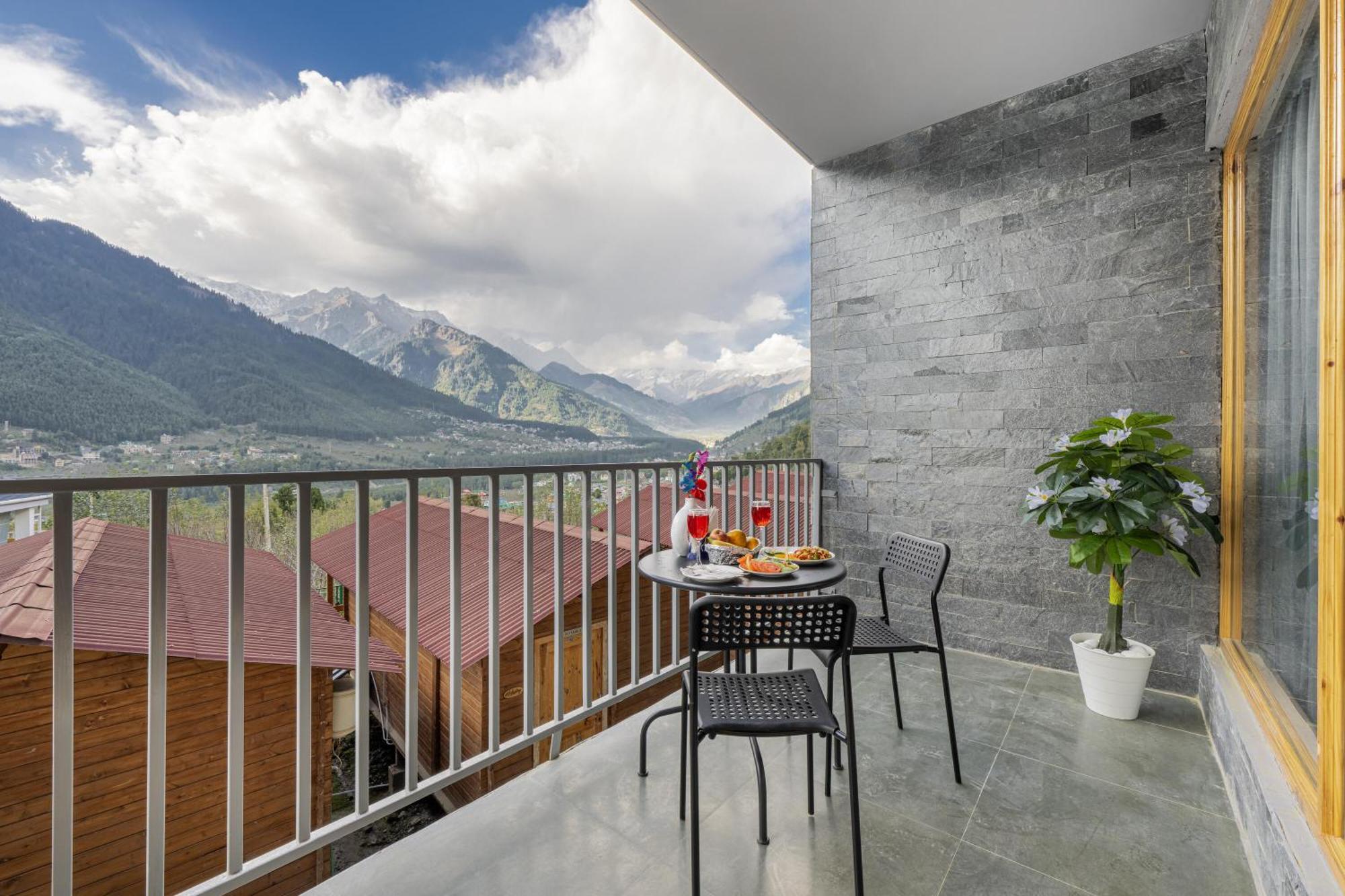 Отель Echor Himalayan Heights Luxe Manali Экстерьер фото