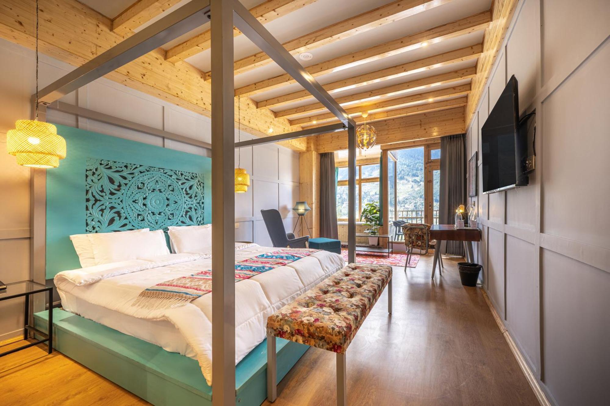 Отель Echor Himalayan Heights Luxe Manali Экстерьер фото