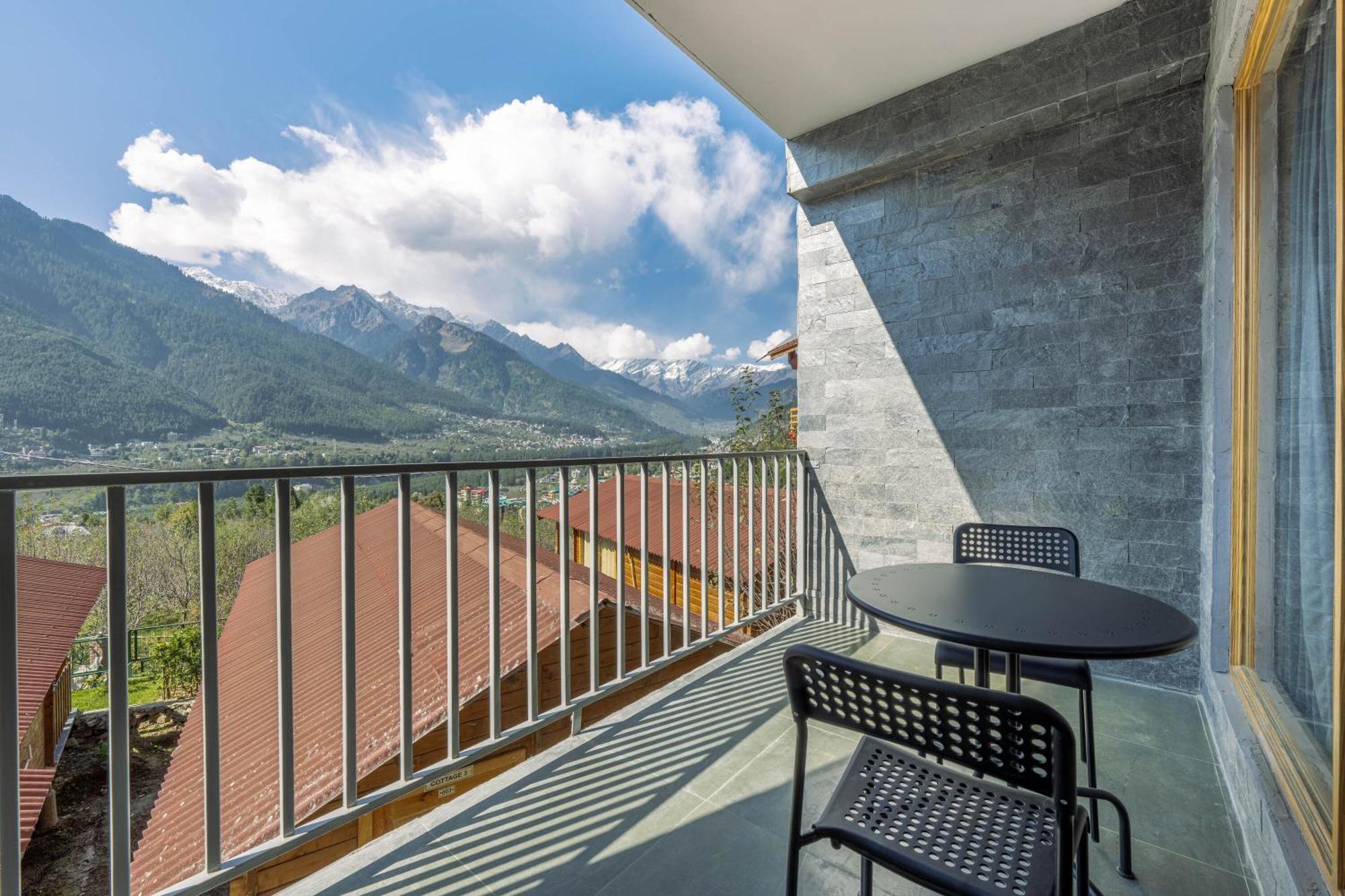 Отель Echor Himalayan Heights Luxe Manali Экстерьер фото