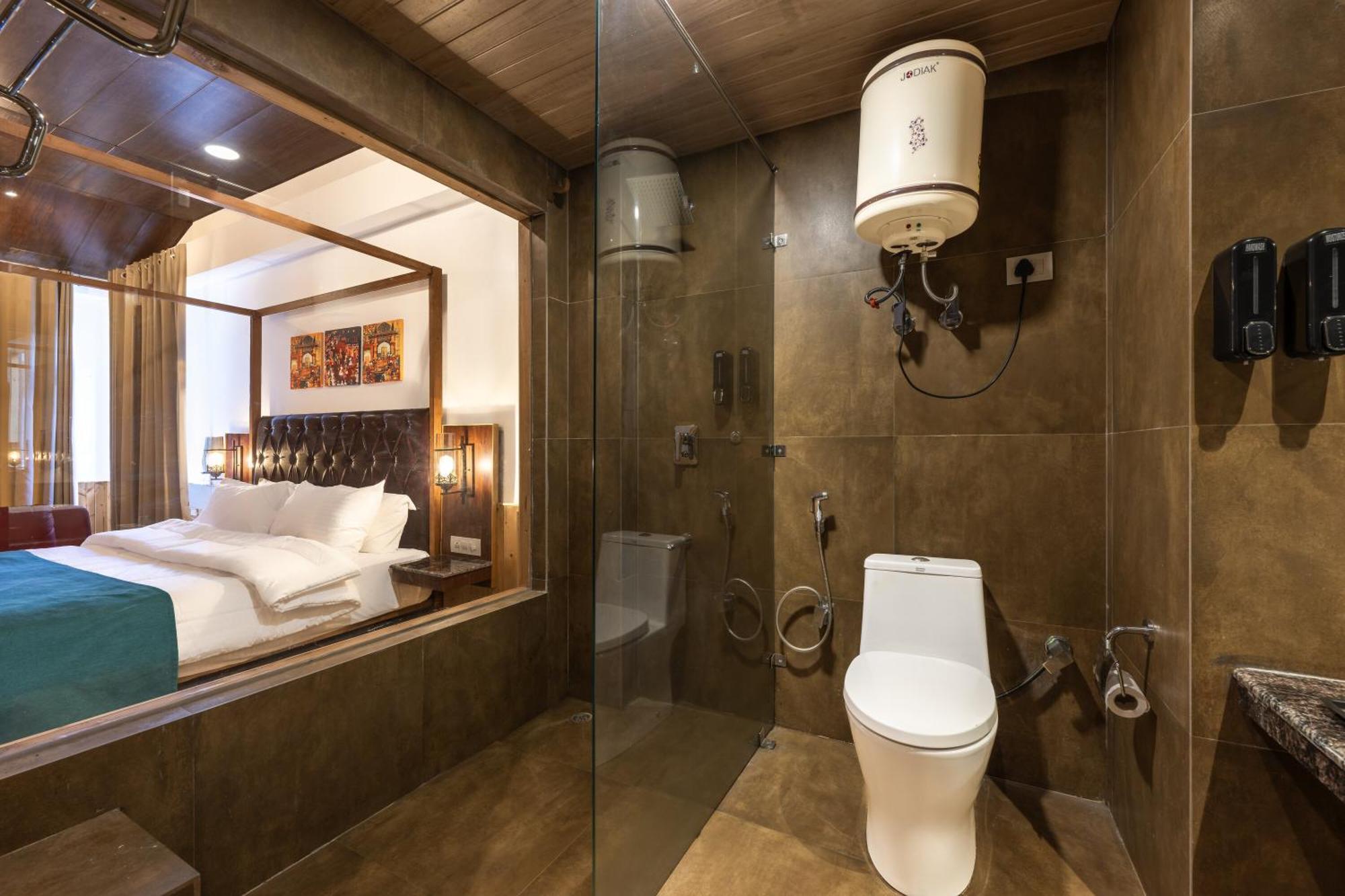 Отель Echor Himalayan Heights Luxe Manali Экстерьер фото
