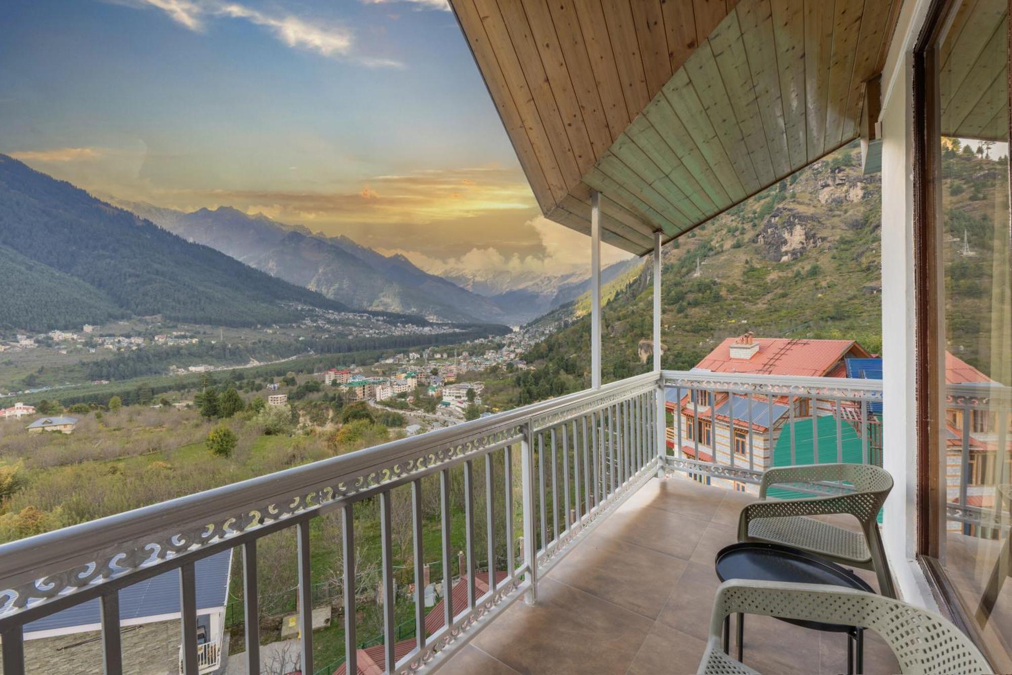Отель Echor Himalayan Heights Luxe Manali Экстерьер фото