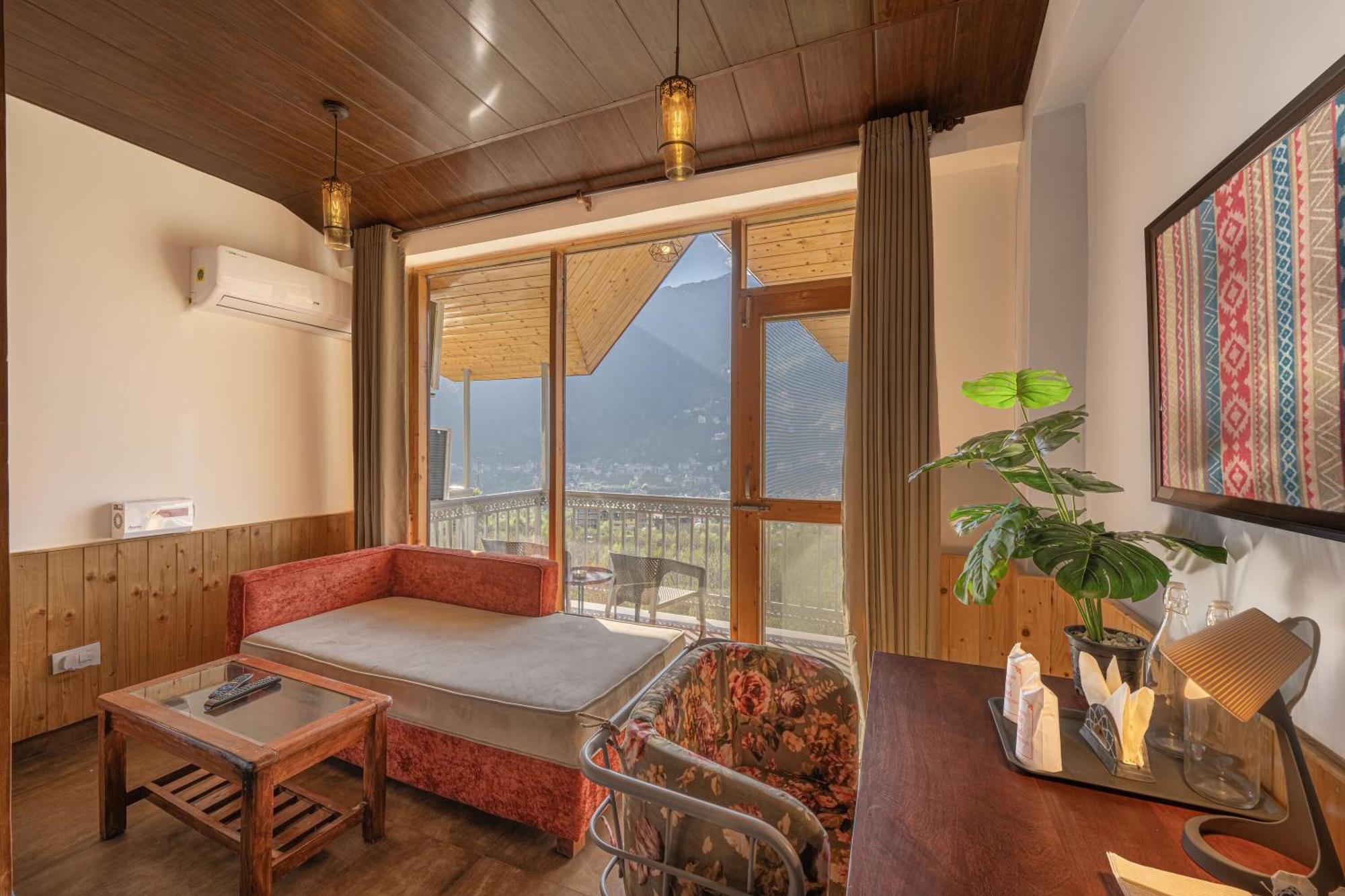 Отель Echor Himalayan Heights Luxe Manali Экстерьер фото
