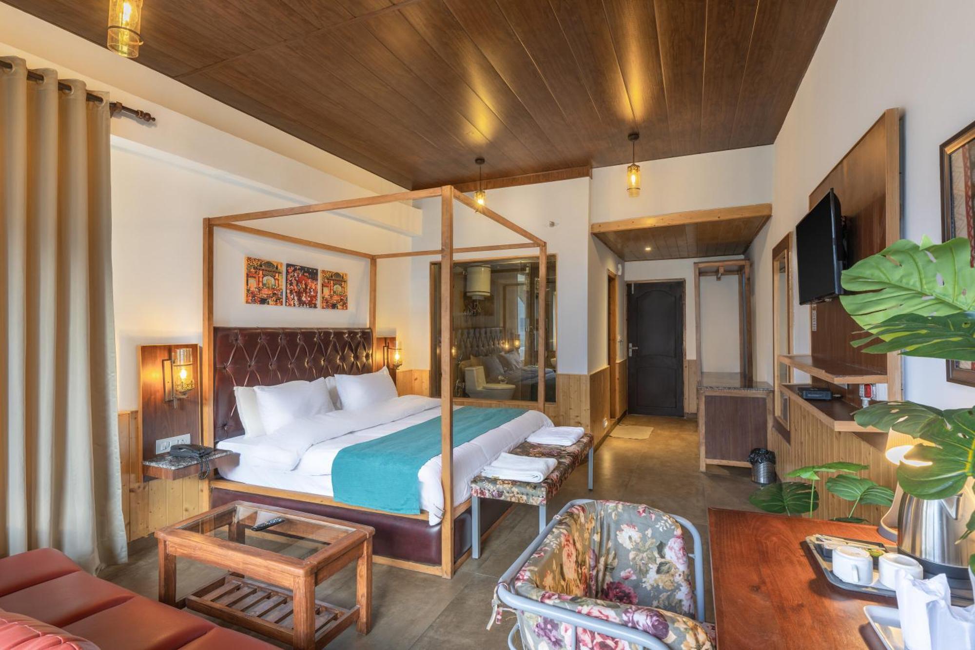 Отель Echor Himalayan Heights Luxe Manali Экстерьер фото