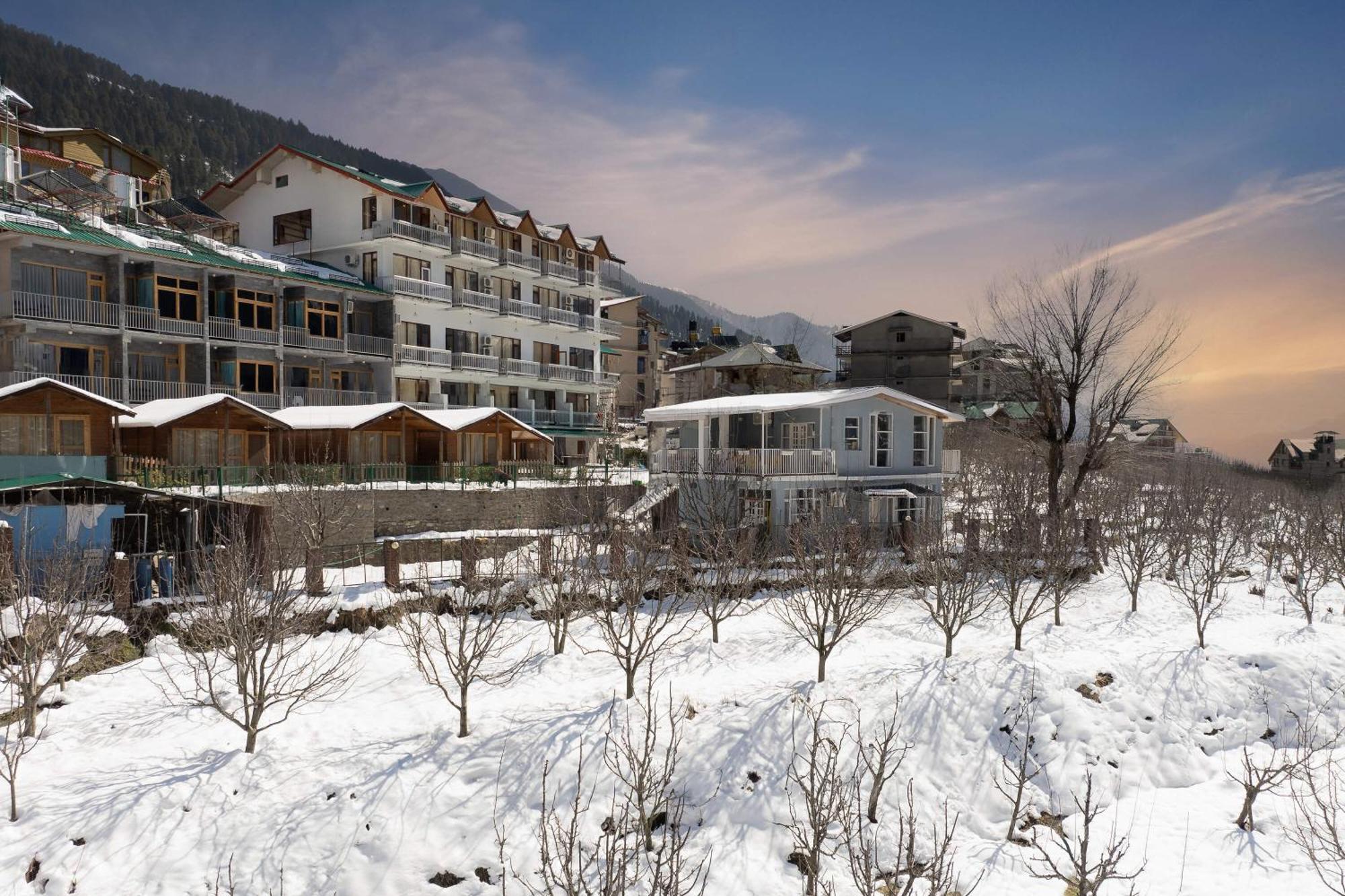 Отель Echor Himalayan Heights Luxe Manali Экстерьер фото